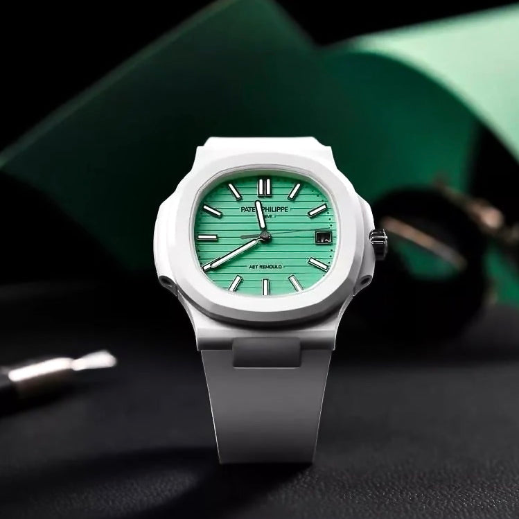 AET REMOULD Patek Philippe Nautilus 5711 BISCAY GREEN | WORLDTIMER