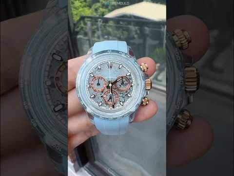 Rolex Daytona - The Colorful Rebirth of a Classic by AET REMOULD 以定制設計和色彩藝術,重新定義勞力士地通拿的奢華 | WORLDTIMER