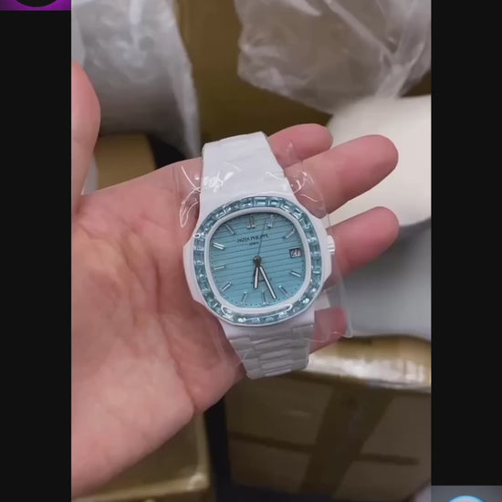 UNIQUE AET REMOULD Patek Philippe Baby Blue Sapphire Nautilus Diamond Watch 天藍色 百達翡麗鸚鵡螺 鑽石腕錶 | WORLDTIMER